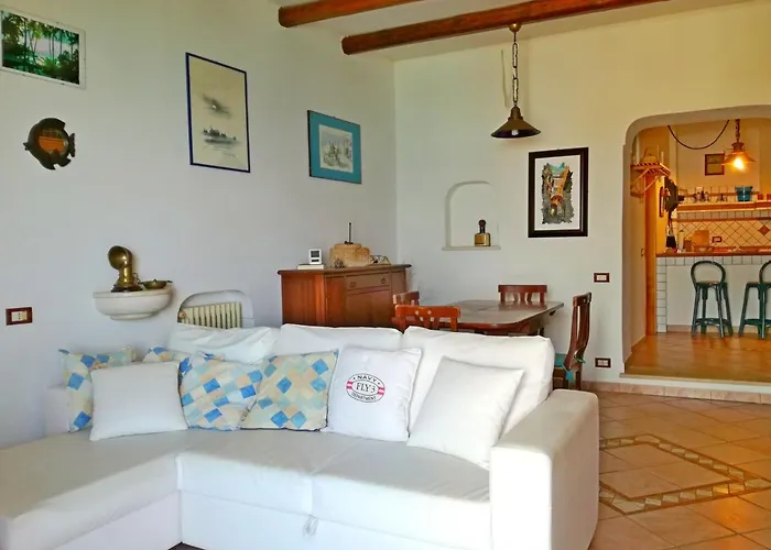 Casa Nettuno Sperlongaresort 公寓